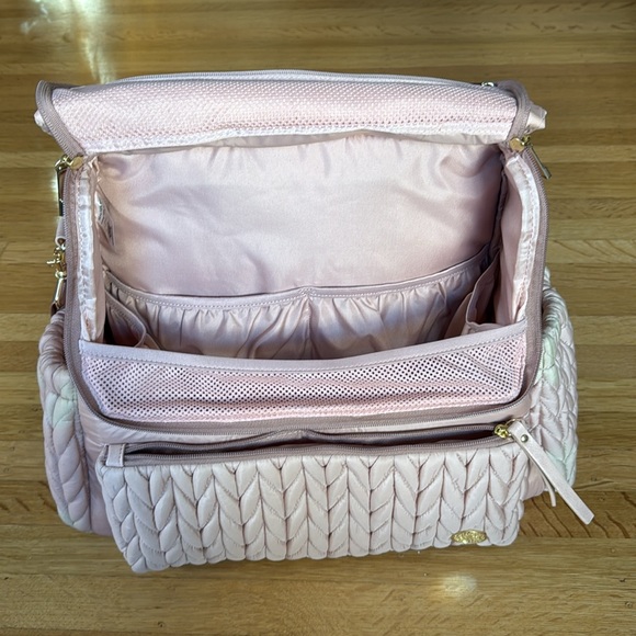 Happ Diaper Bag - Picture 2 of 5
